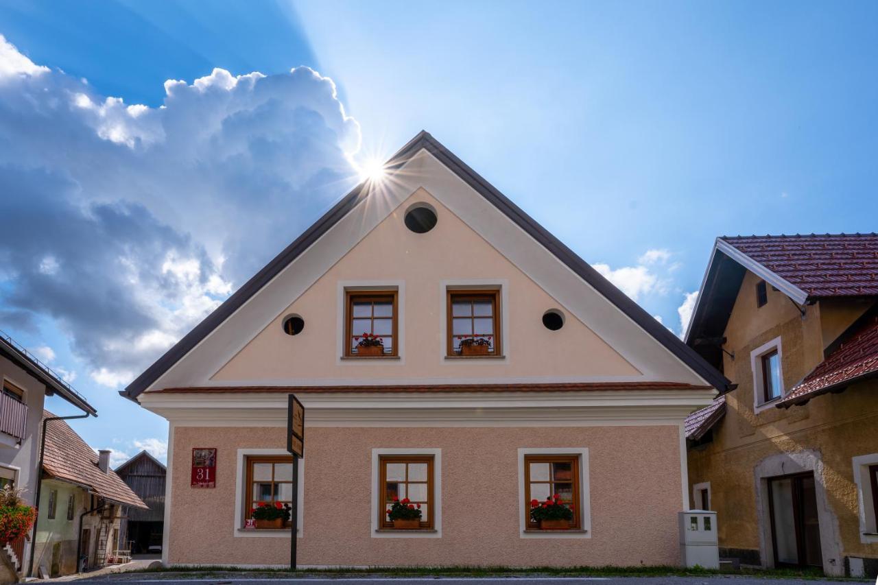 Notranjska Hisa - Traditional Country House, Close To The World Attraction Cerknica Lake Begunje pri Cerknici Eksteriør bilde
